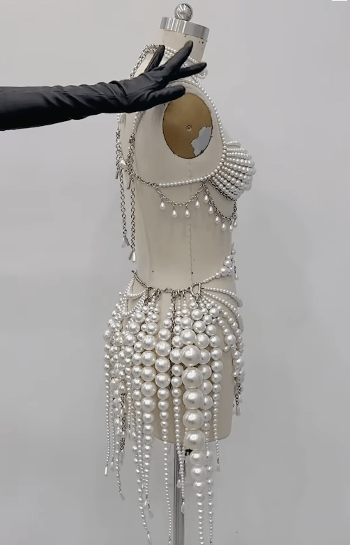 Demure Pearl Body Chain - laseze