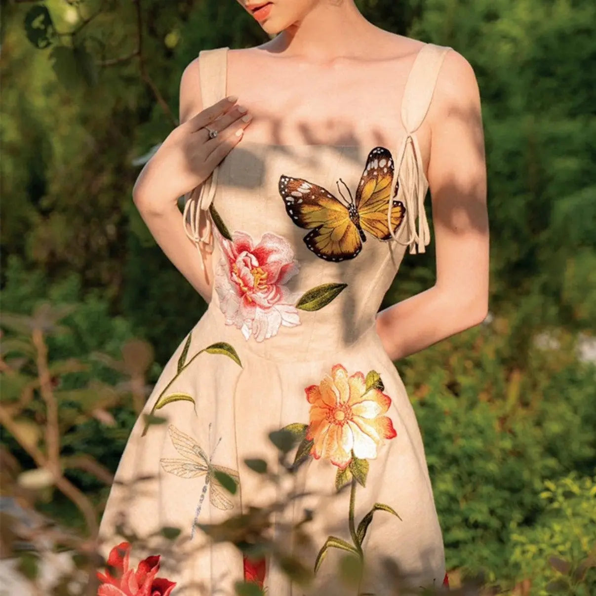 Narcissuss-strappy-dress speciaic