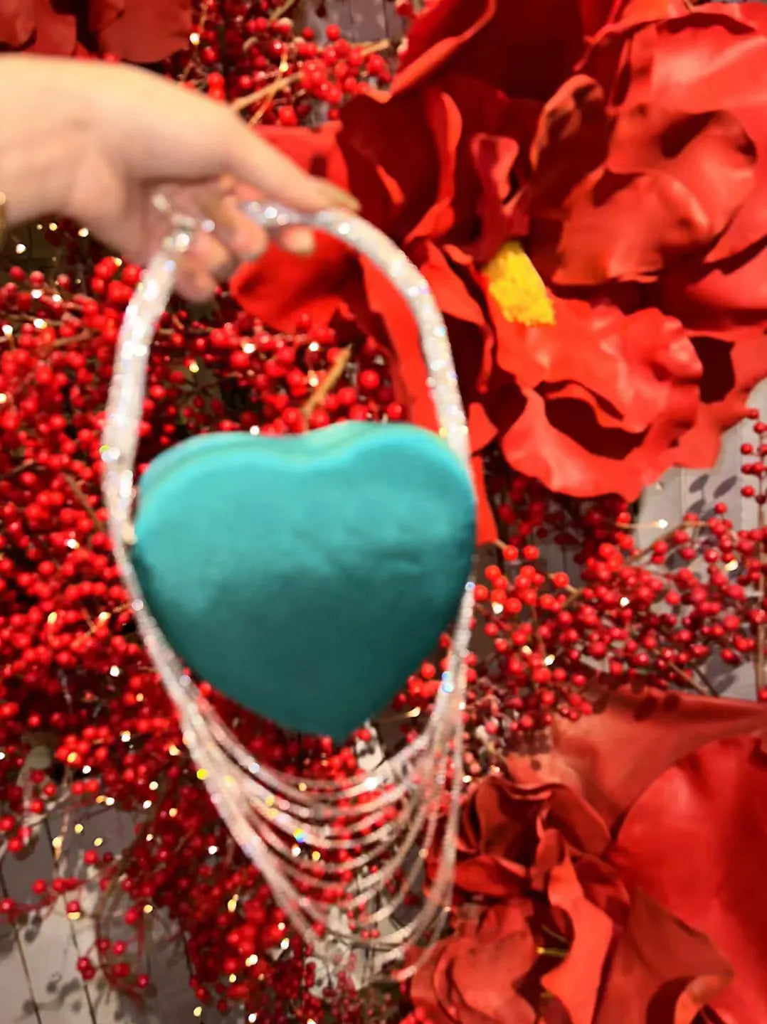 Sparkly Rhinestone Heart Fringe Bag voguety