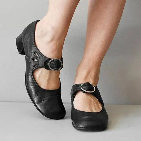 Women'S Retro Low Heel Buckle Pumps speciaic