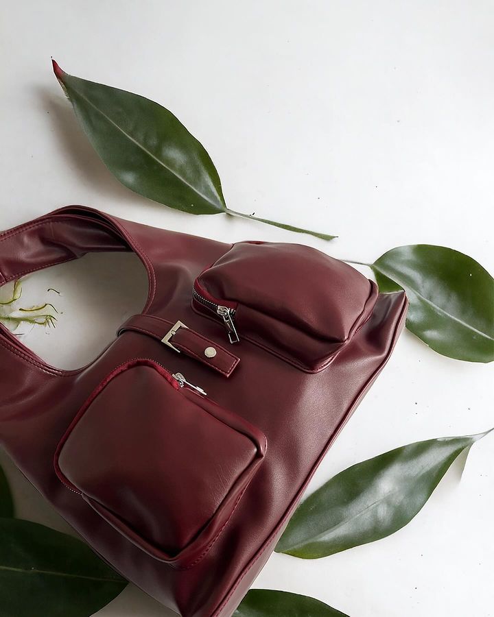 Chic Multi - Pocket Crossbody Bag - laseze