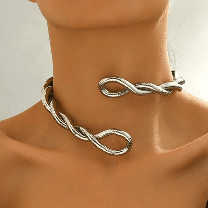 Chill Bendable Snake Necklace - laseze