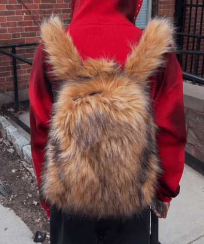 Chill Plush Backpack - laseze