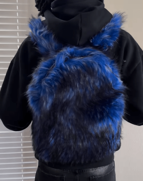 Chill Plush Backpack - laseze