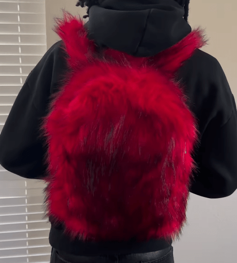 Chill Plush Backpack - laseze