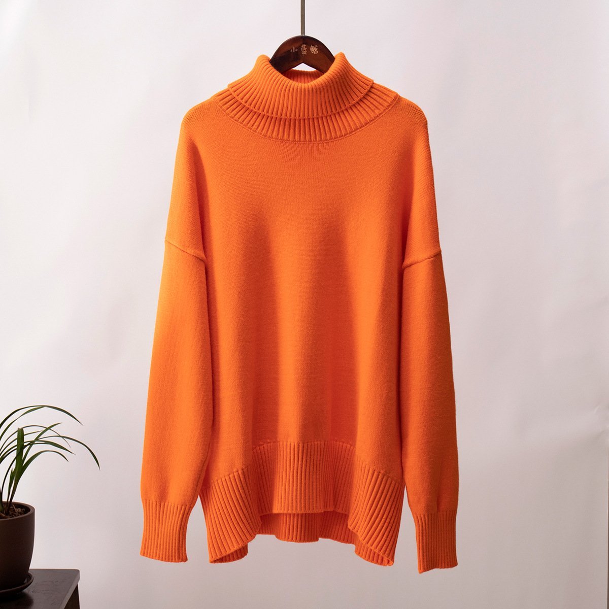 Classic Loose Turtleneck Sweater speciaic