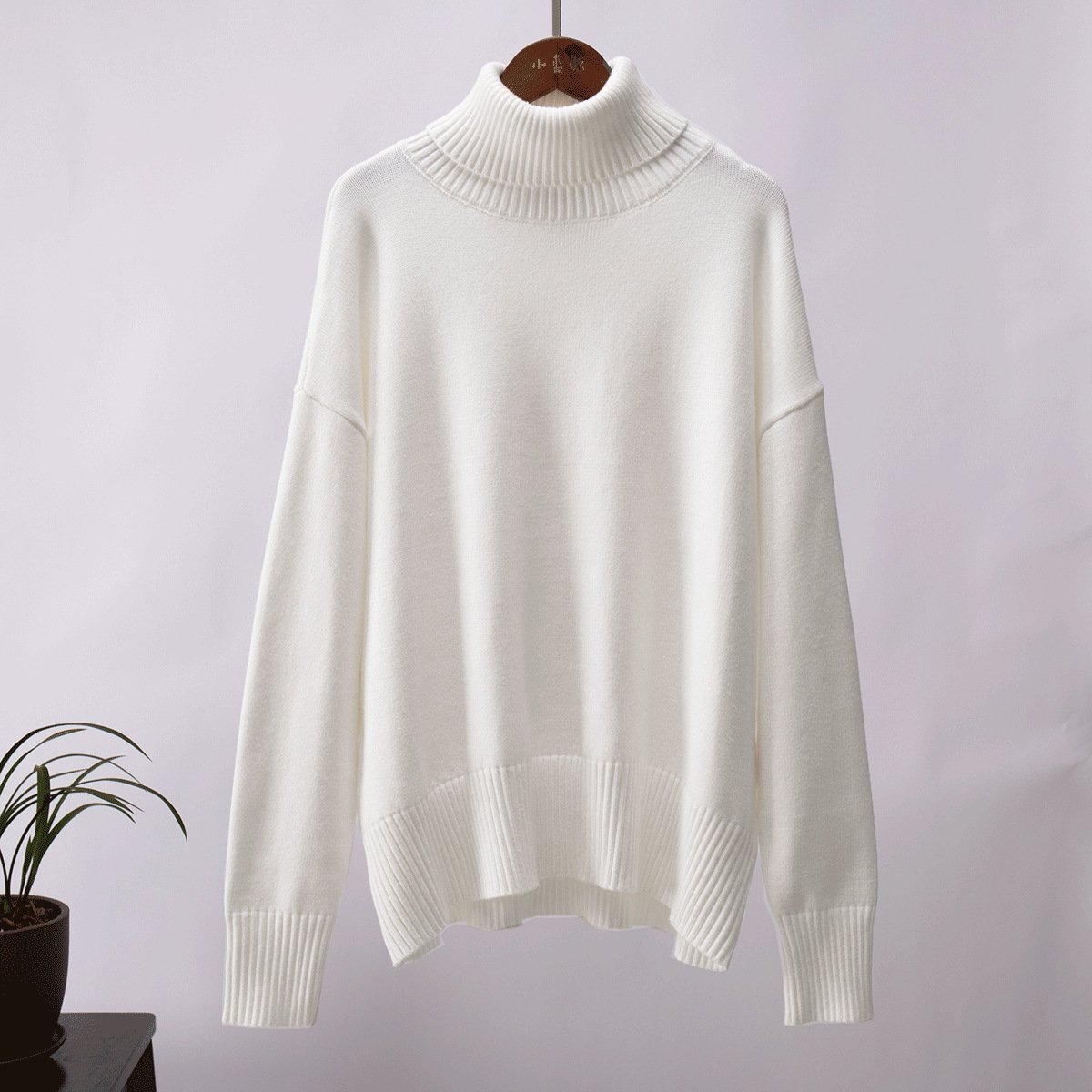Classic Loose Turtleneck Sweater speciaic
