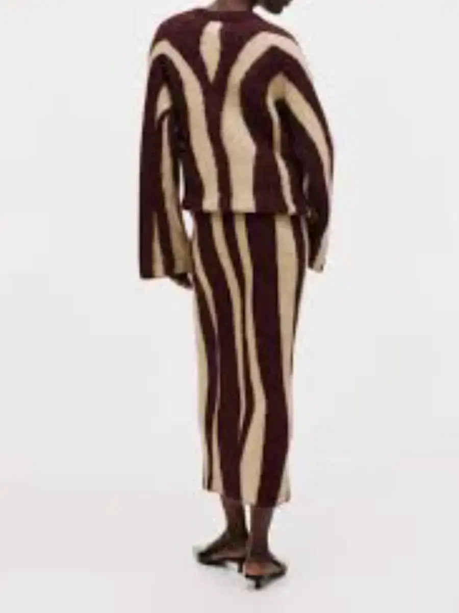 Contrast Color Coarse Stripe V - Neck Skirt Set - laseze