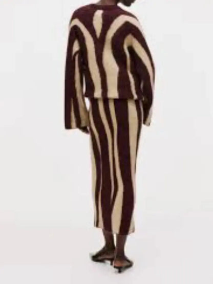 Contrast Color Coarse Stripe V - Neck Skirt Set - laseze