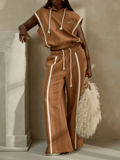 Contrast Stripe Sport Suit laseze