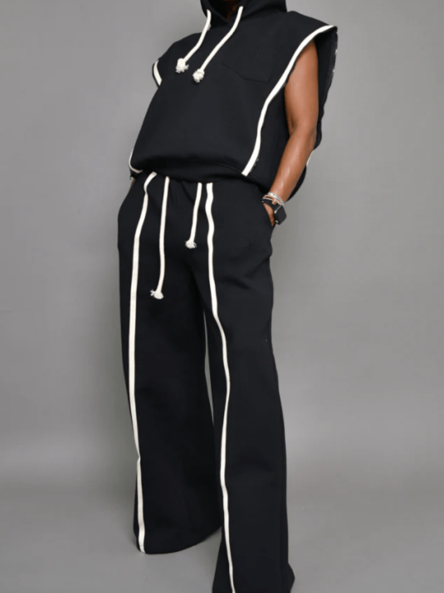 Contrast Stripe Sport Suit laseze