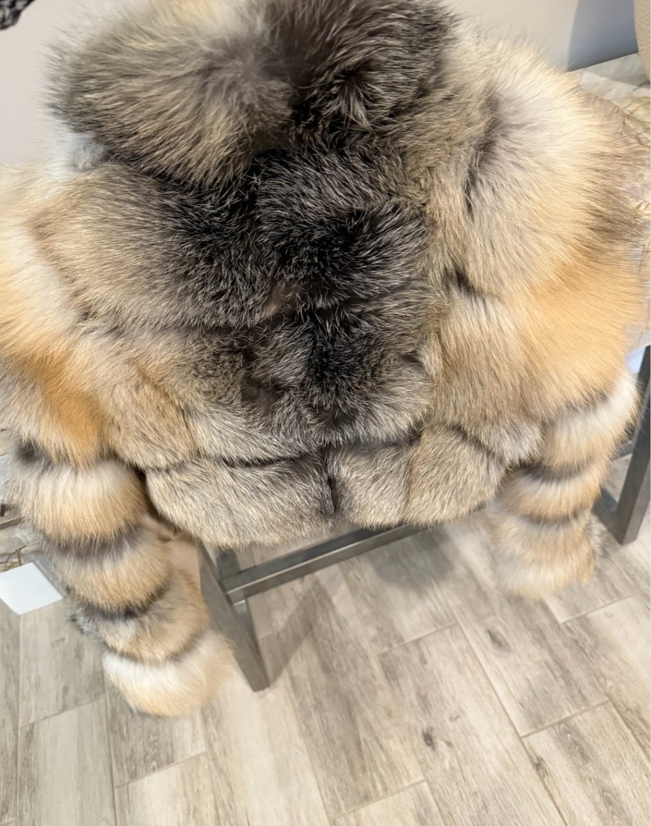Cropped Fur Jacket fashgoods
