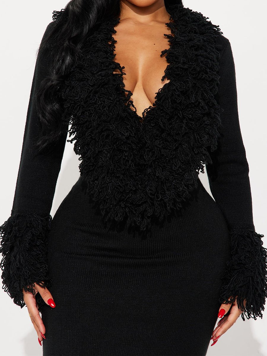 Deep V-Neck Faux Fur Trim Sweater Maxi Dress laseze