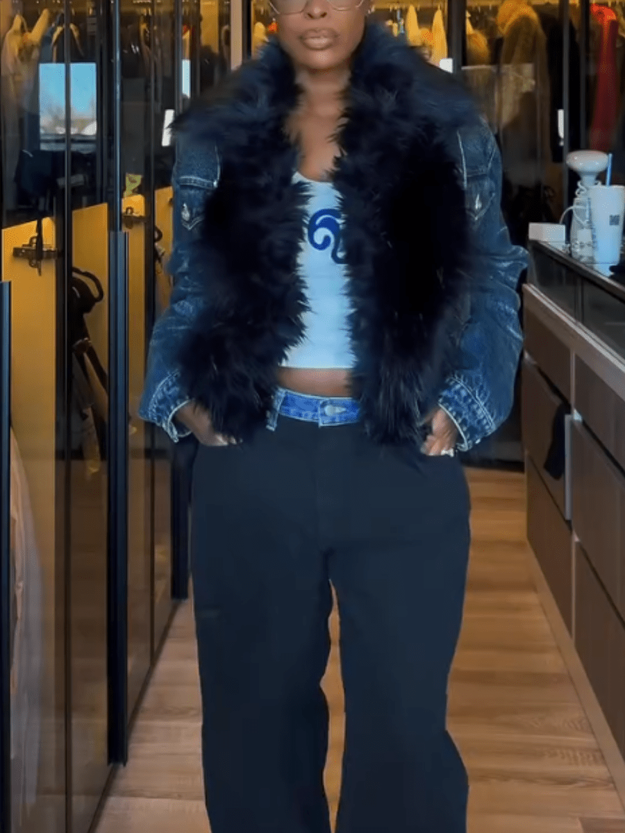 Edgy Faux Fur-Trimmed Distressed Denim Jacket laseze