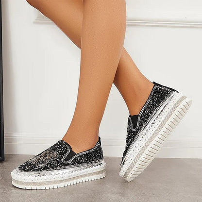 Fashion Rhinestone Sequins Bear Hand - stitched Casual Flat Shoes - laseze