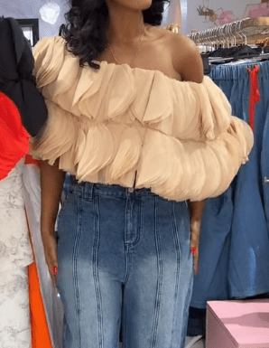 Flattering Top - laseze