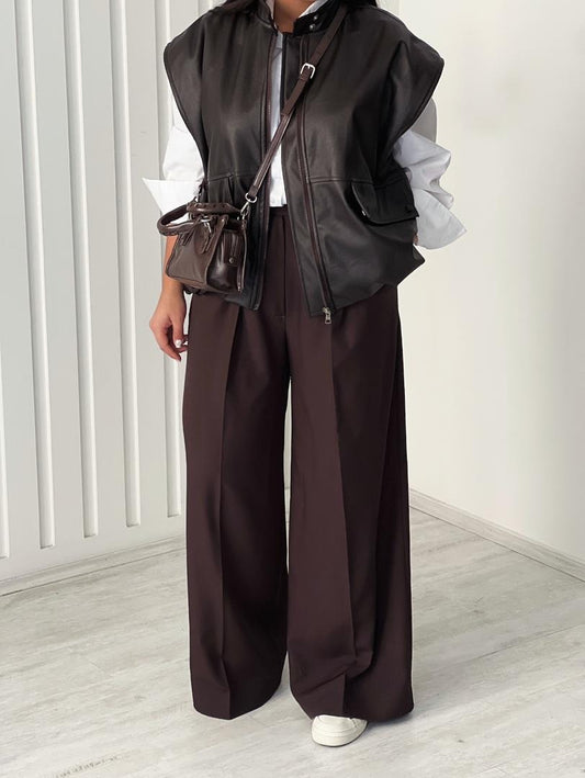 Sleek Faux Leather Sleeveless Jacket