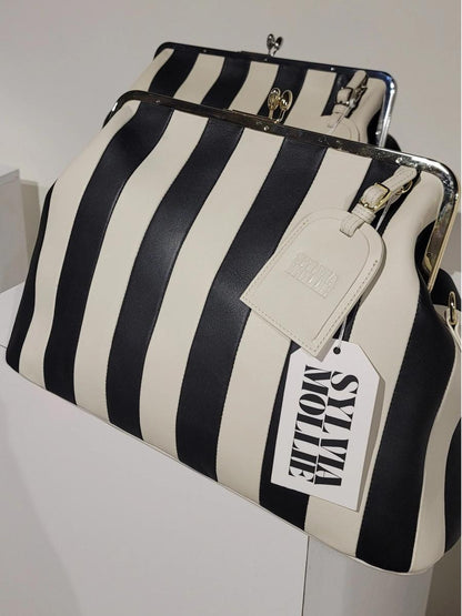 Leather Kisslock Frame Bag - laseze