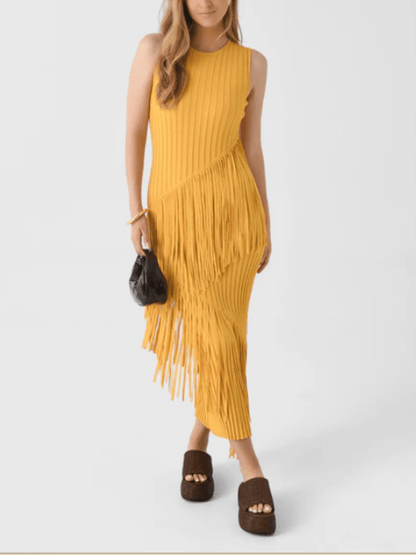 Movement-Driven Fringe Midi Dress laseze