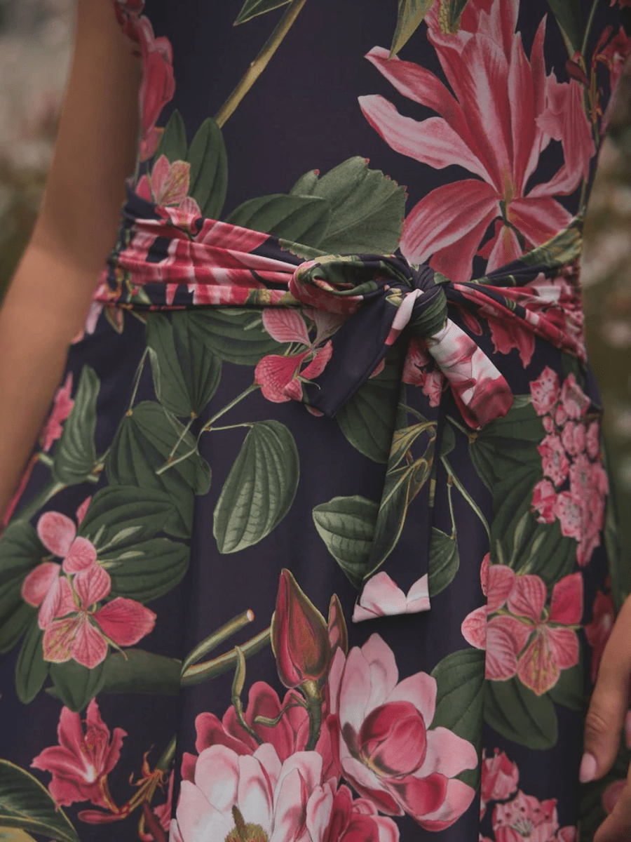 Navy Floral Skirted Swim Dress - laseze