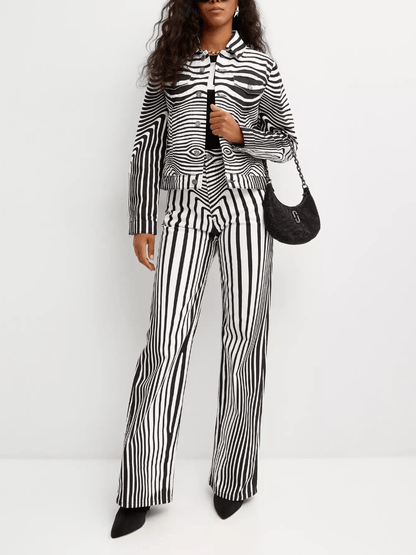 Optical Illusion Striped Wide-Leg Pants laseze