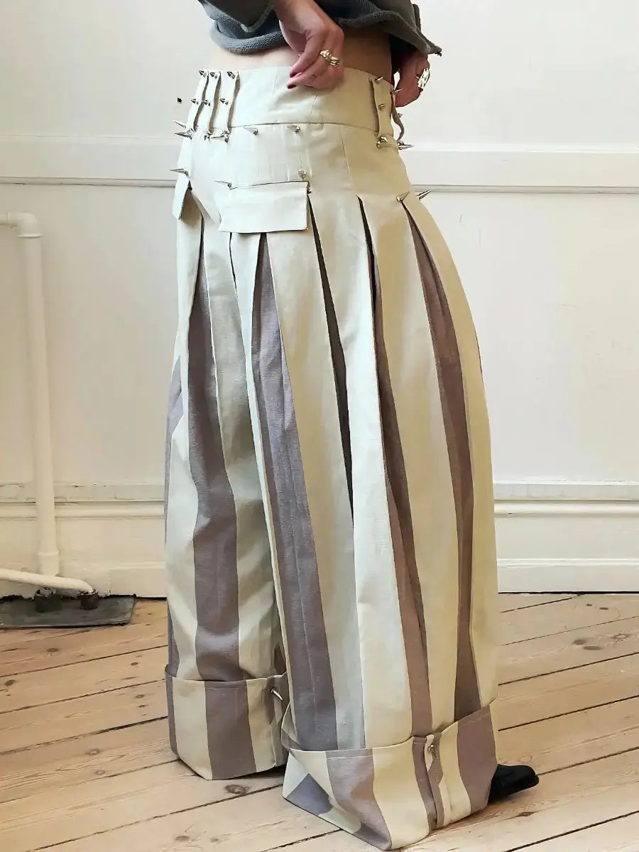 Oversized Striped Studded Pants - laseze