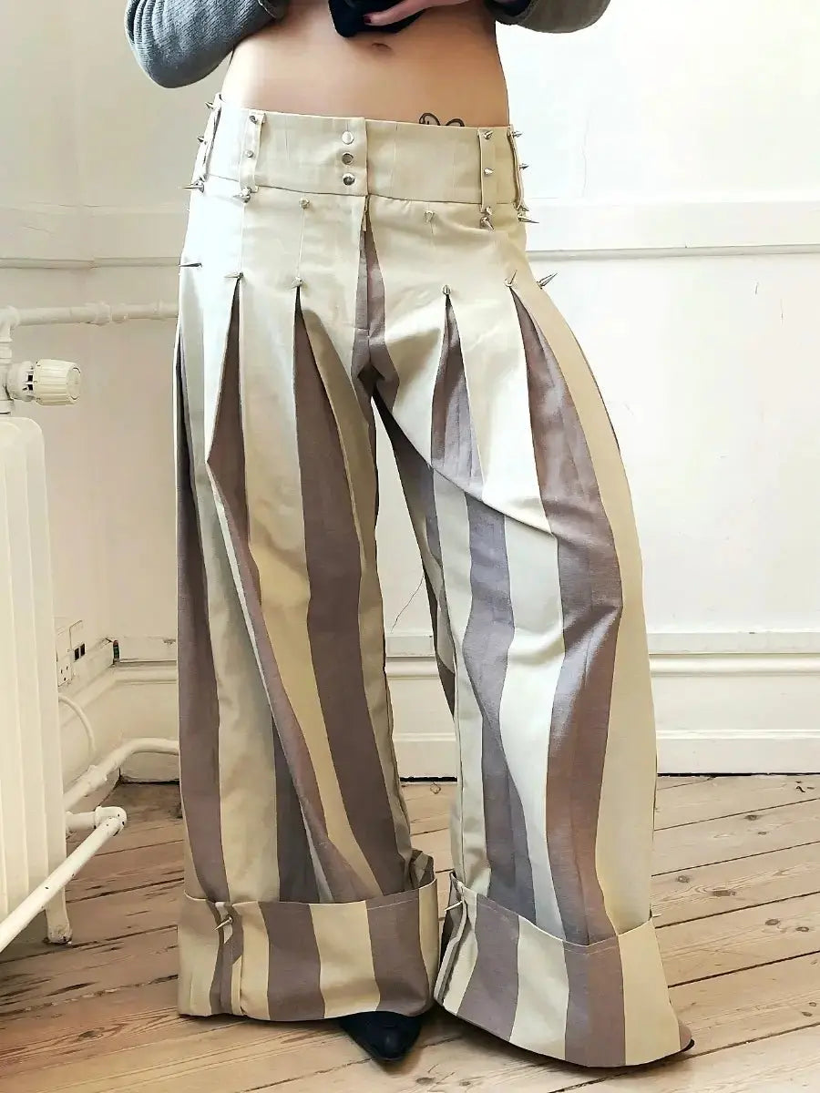 Oversized Striped Studded Pants - laseze