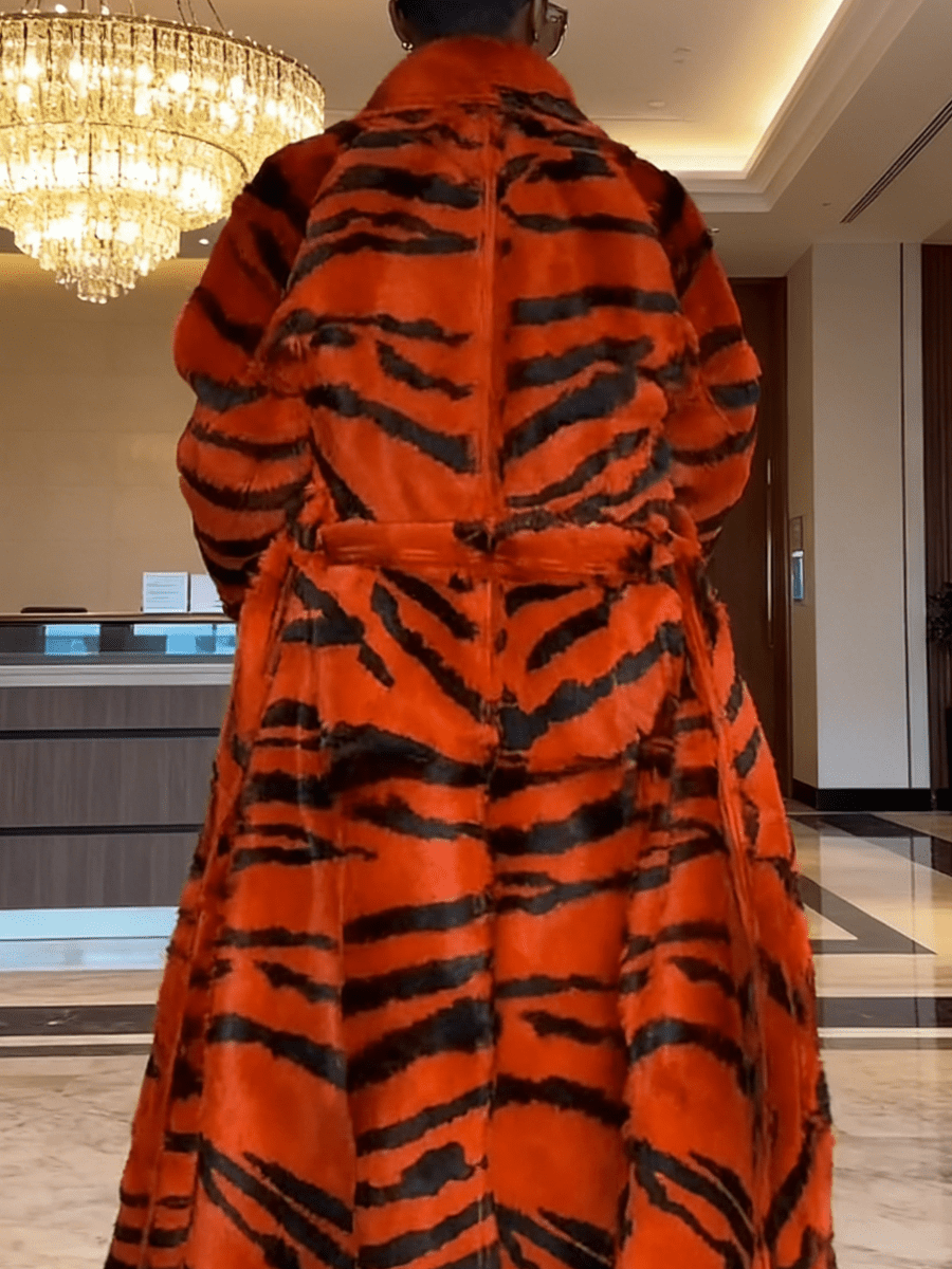 Oversized Tiger-Print Faux Fur Maxi Coat laseze