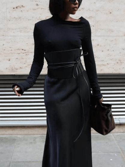 Sleek Black Fitted Top With One-Shoulder Detail laseze