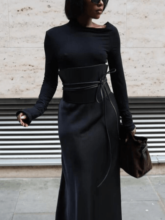 Sleek Black Fitted Top With One-Shoulder Detail laseze