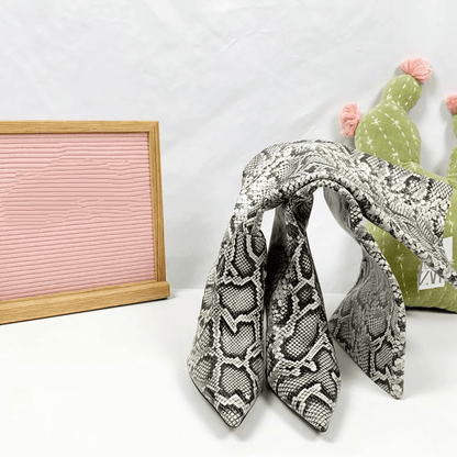 Snake Print Leather Boots laseze