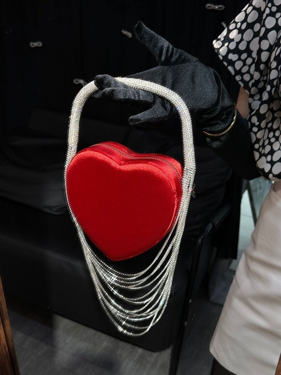 Sparkly Rhinestone Heart Fringe Bag - laseze