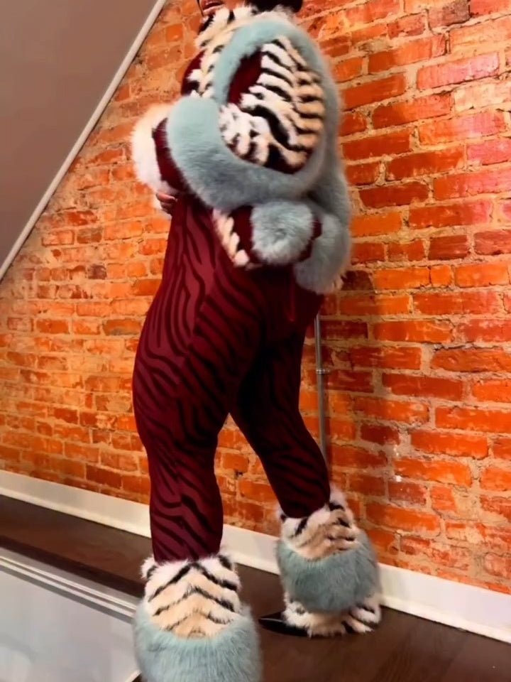 Striped Faux Fur Collared Filled Statement Jacket fashgoods