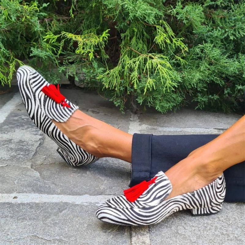 Tassel Shallow Leopard Print Casual Loafers - laseze