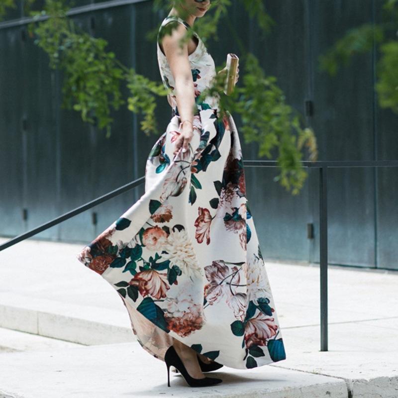 V - neck Fashion Print Dress - laseze