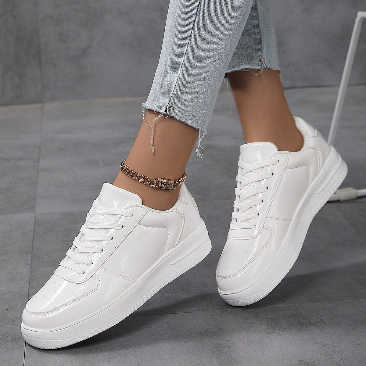 Women's Casual Lace Up Sneakers speciaic
