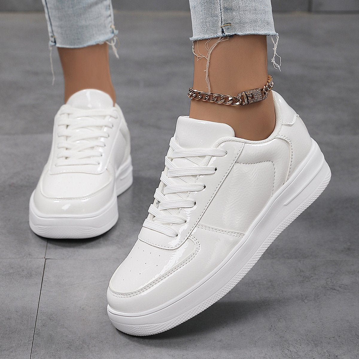Women's Casual Lace Up Sneakers speciaic