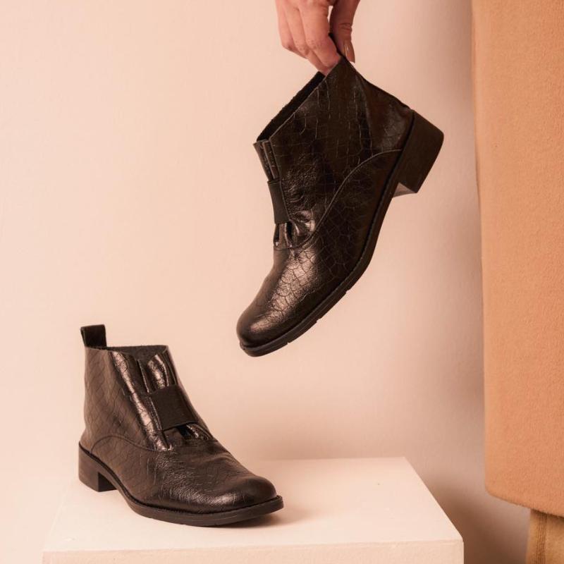 Women's Chic Fall Slip - on Shoes - laseze