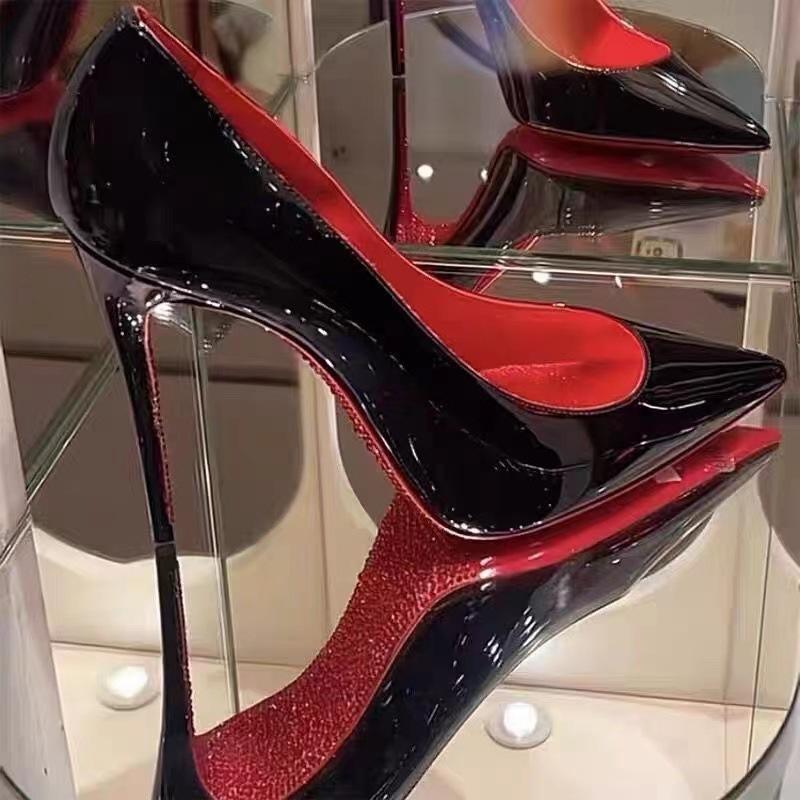 xcfvgbhjnkcsdvghbjn - laseze